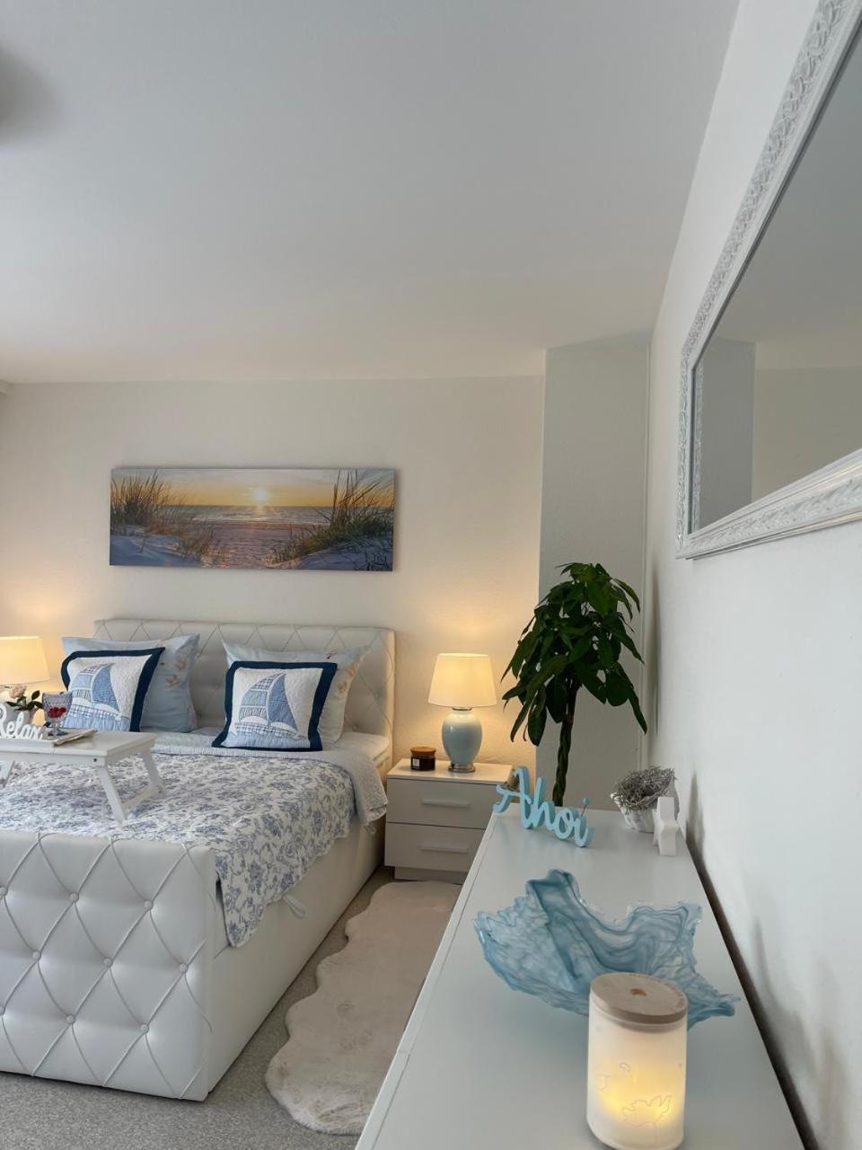 Ferienwohnung Strandoase Inklusive Terrasse Und Parkplatz - Sonnenseite Scharbeutz Exteriör bild