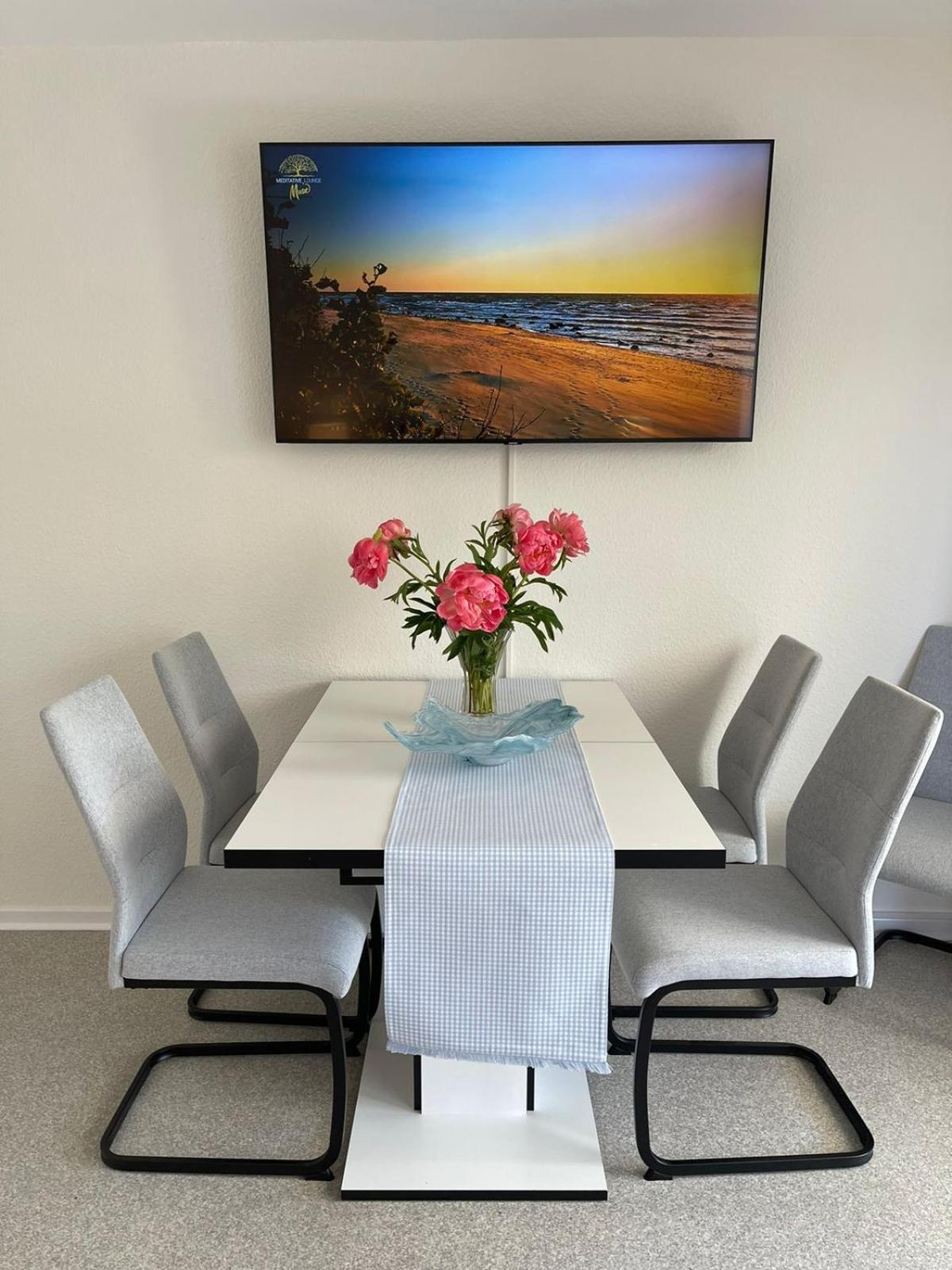 Ferienwohnung Strandoase Inklusive Terrasse Und Parkplatz - Sonnenseite Scharbeutz Exteriör bild
